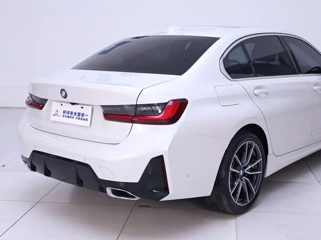BMW 3 Series — миниатюра 8