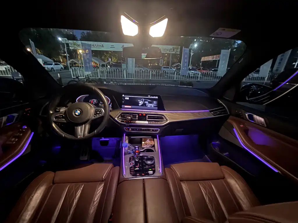 BMW X7 — миниатюра 10
