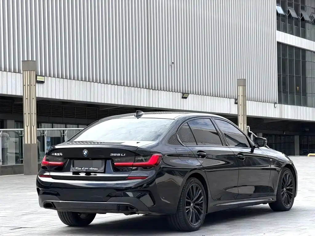 BMW 3 Series — миниатюра 13