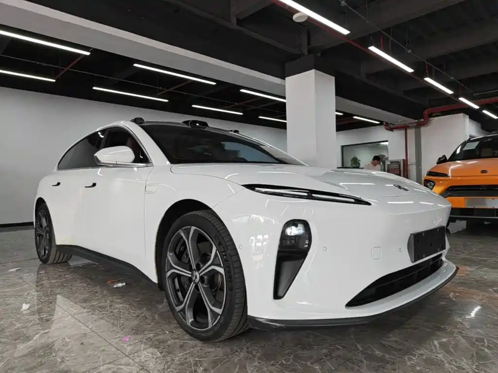 NIO ET5T — миниатюра 4