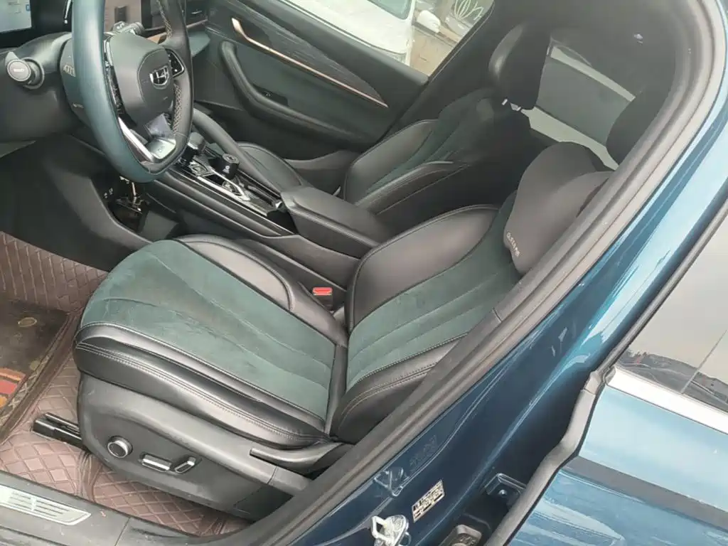 Geely Xingyue L — миниатюра 15