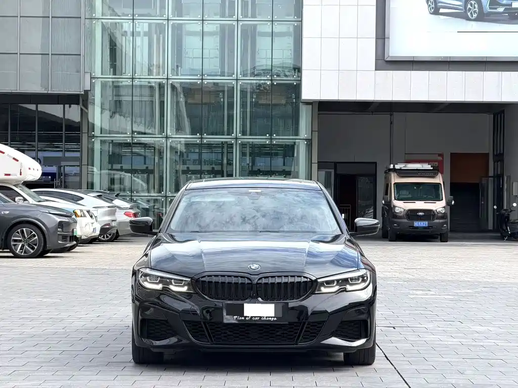 BMW 3 Series — миниатюра 2