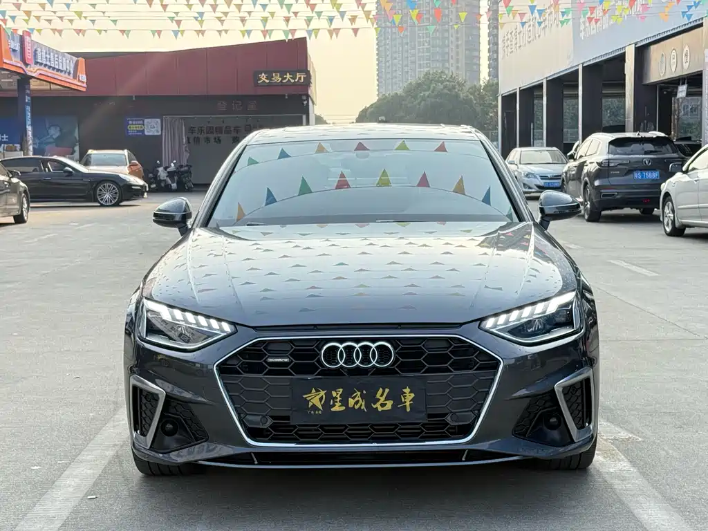 AUDI A4L