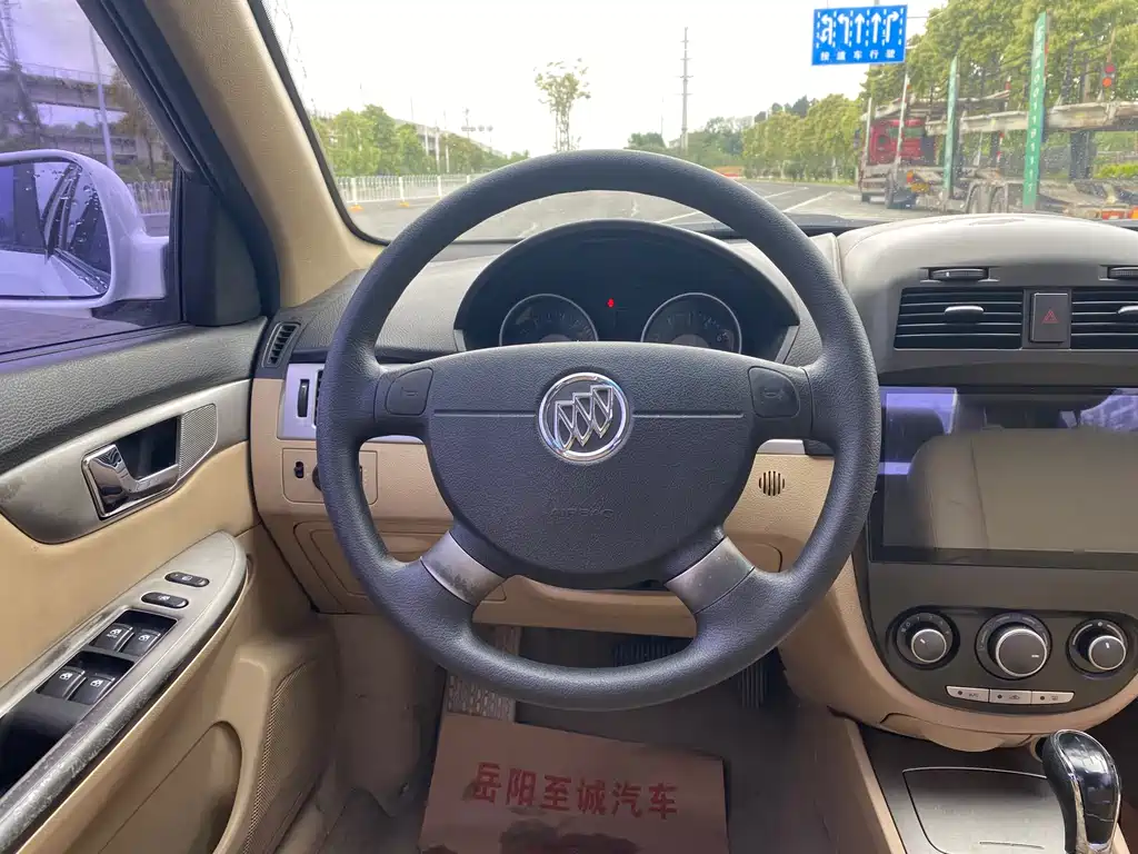 Buick Excelle 2013 1.5L AT
