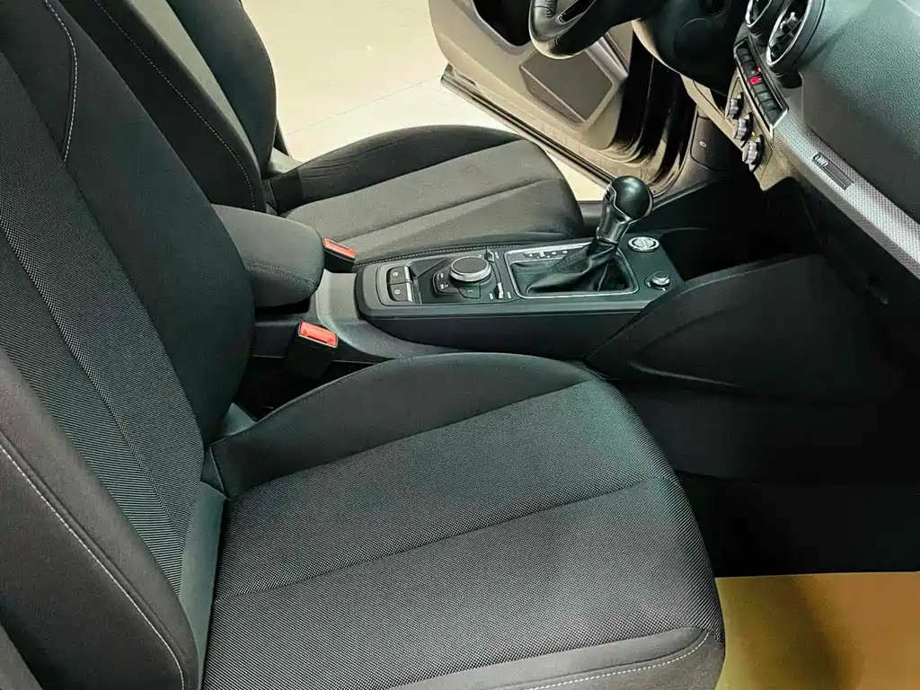 Audi Q2L — миниатюра 6