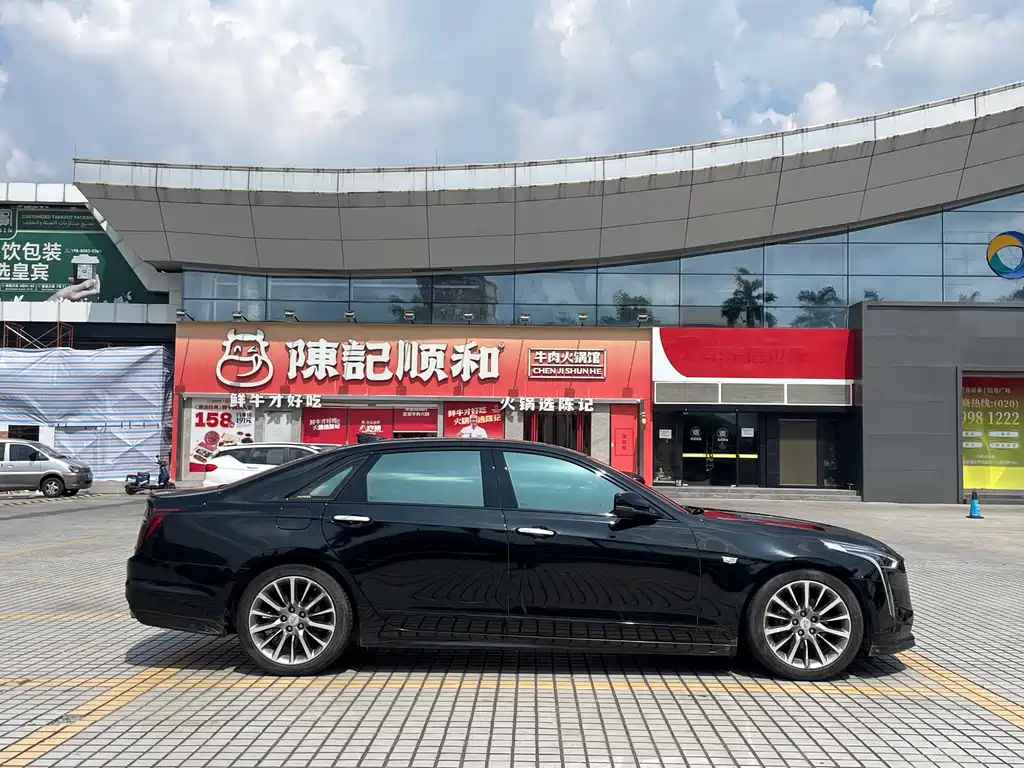 Cadillac CT6 — миниатюра 5