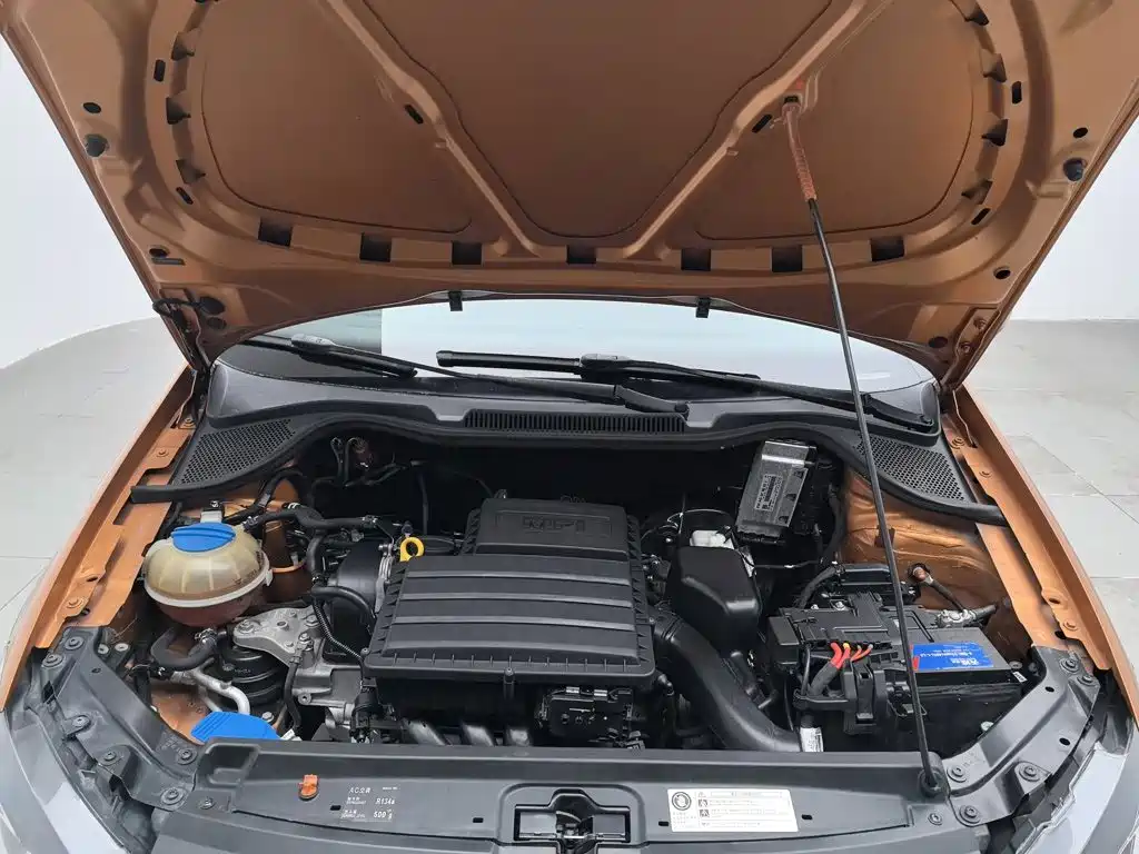 Volkswagen Polo — миниатюра 6