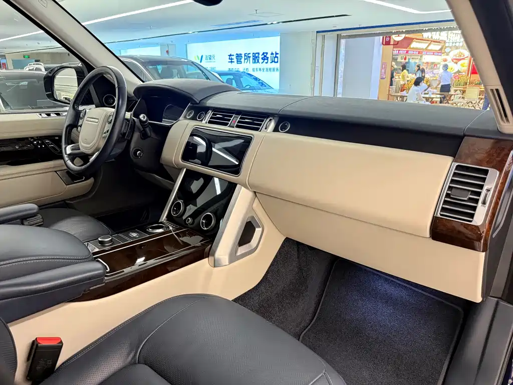 Land Rover Range Rover — миниатюра 20