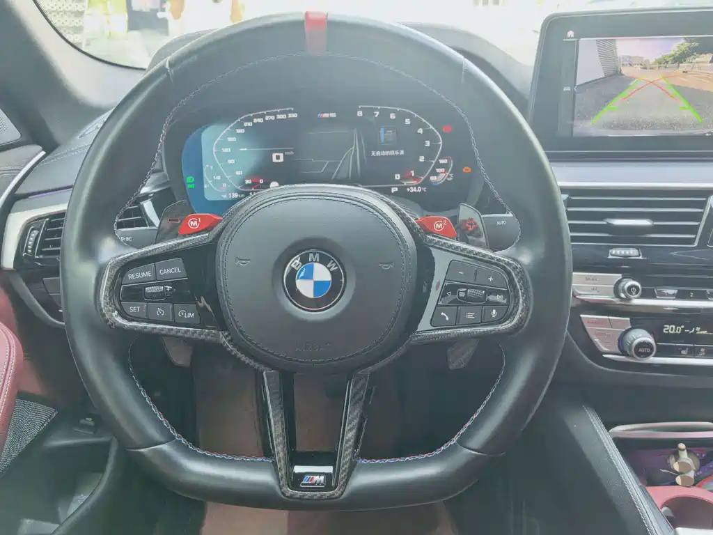 BMW 5 Series — миниатюра 13