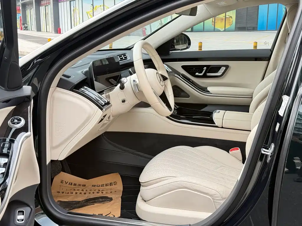 Mercedes-Benz S-Class — миниатюра 4