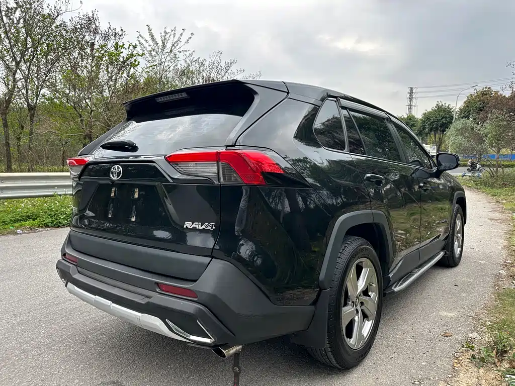 TOYOTA RAV4 RONGFANG