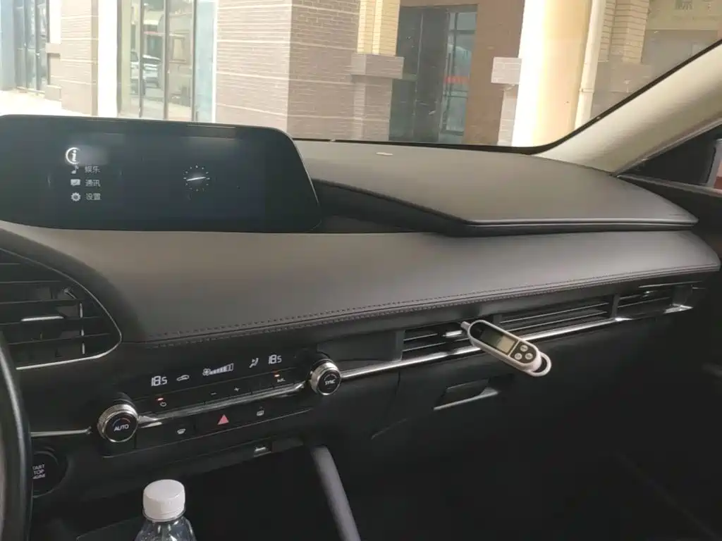 Mazda 3 Axela — миниатюра 10