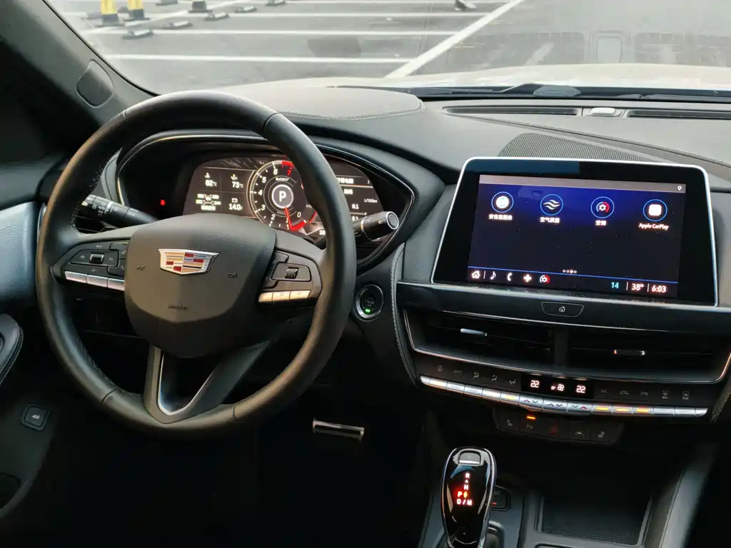 Cadillac CT5 — миниатюра 13