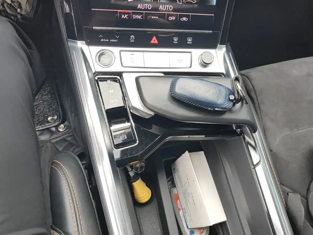 Audi e-tron — миниатюра 14