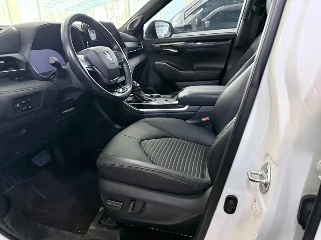 Toyota Crown Kluger — миниатюра 8