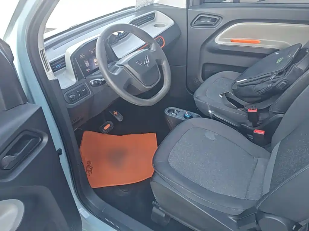 Wuling MINIEV — миниатюра 16
