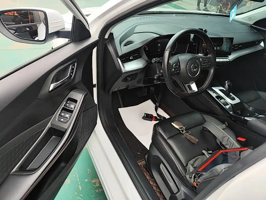 MG MG5 — миниатюра 16