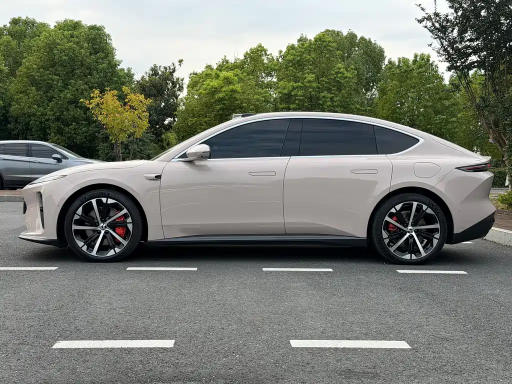 NIO ET5 — миниатюра 14