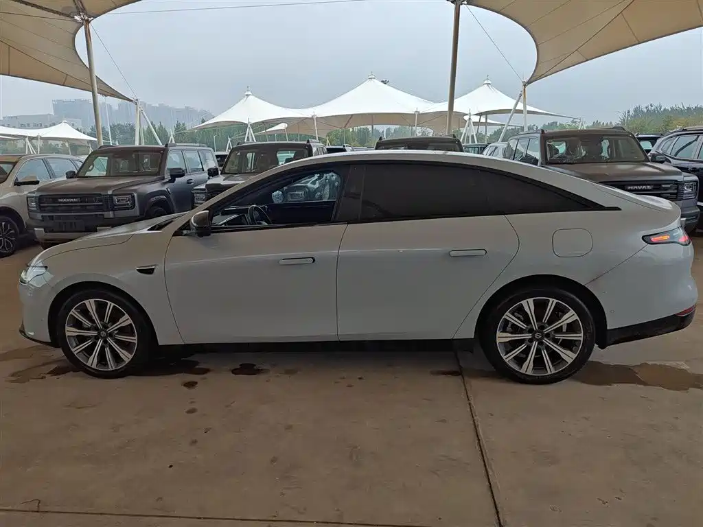 ZERO-RUNNING CAR ZERO RUN C01