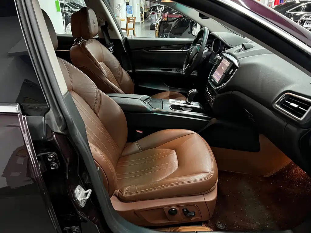 Maserati Ghibli — миниатюра 8