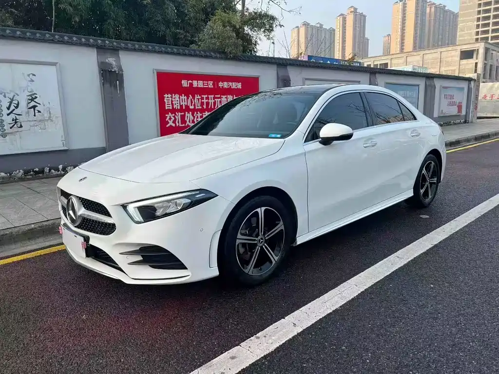 MERCEDES-BENZ A CLASS