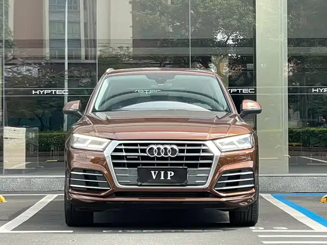 AUDI  Q5L 2019