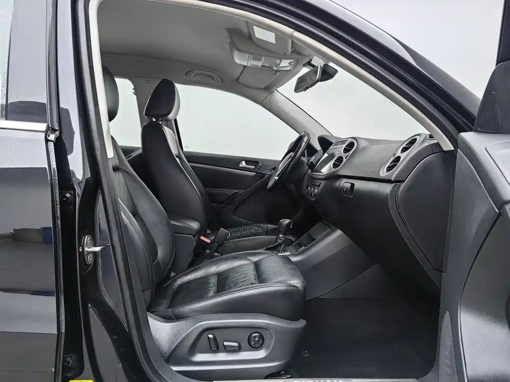 Volkswagen Tiguan — миниатюра 23