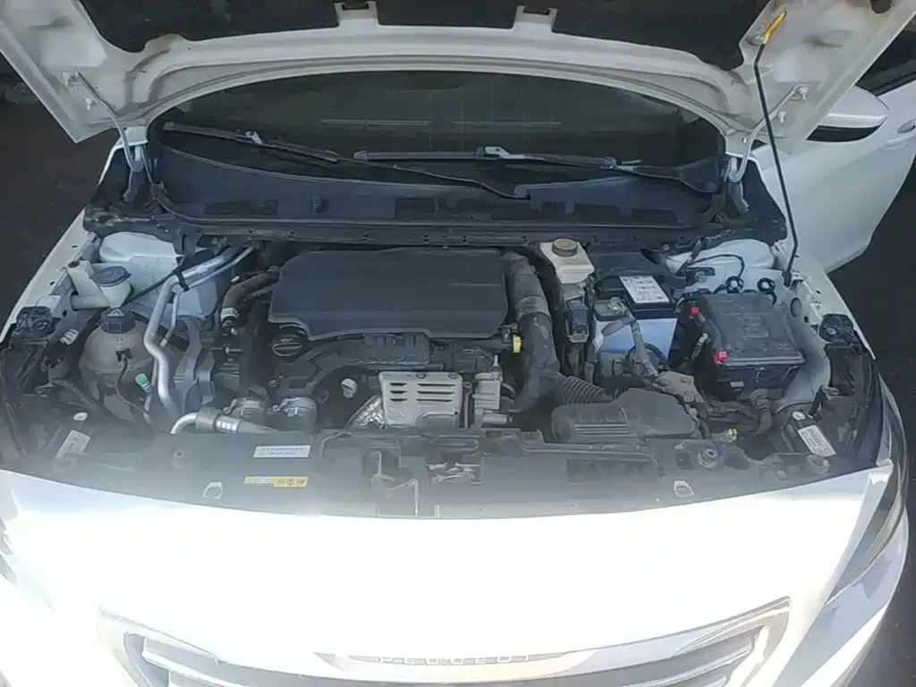Peugeot 408 — миниатюра 20