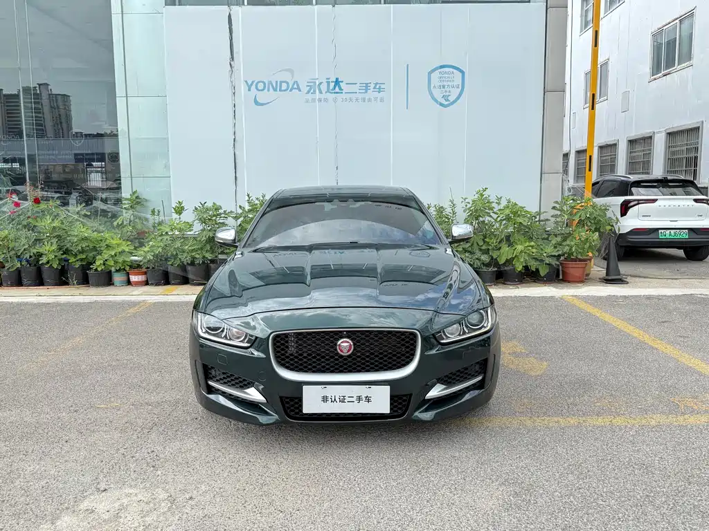 Jaguar XE — миниатюра 17