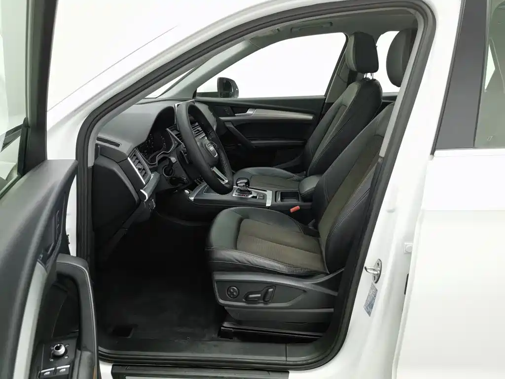 Audi Q5L — миниатюра 10