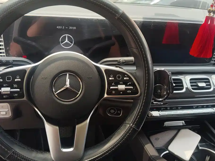 Mercedes-Benz GLE (Import) — миниатюра 12