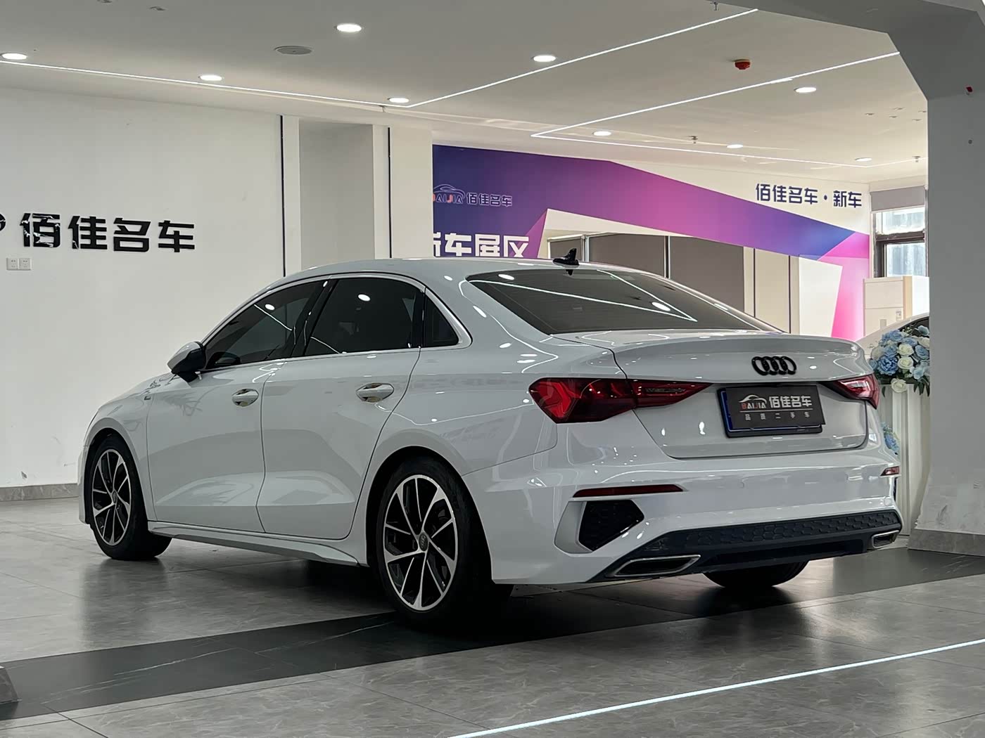 Audi A3 1.4 л 2022 г. Белый, пробег 48000 км