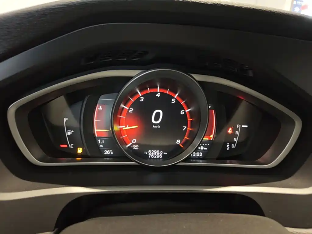 Volvo V40 — миниатюра 16