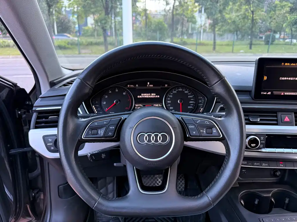 Audi A4L — миниатюра 7
