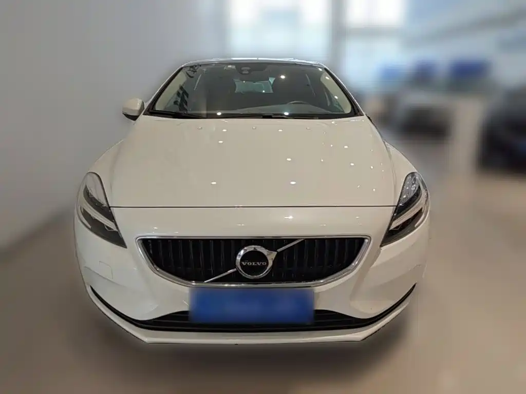 Volvo V40 — миниатюра 5