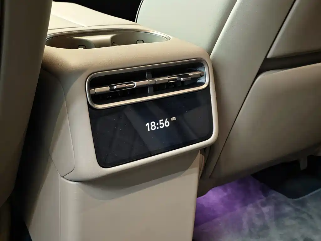Li Auto Li L9 — миниатюра 17