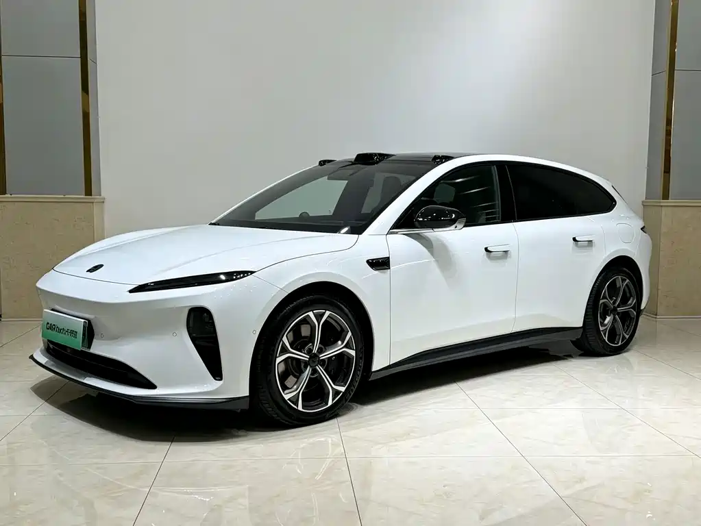 NIO ET5T