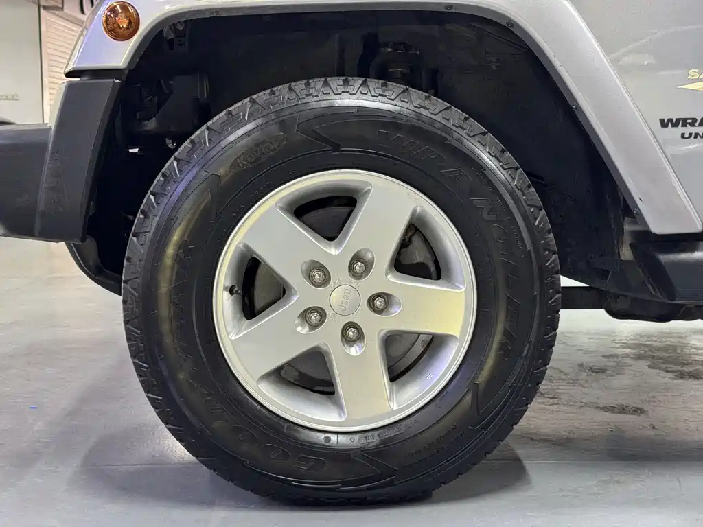 Jeep Wrangler — миниатюра 18
