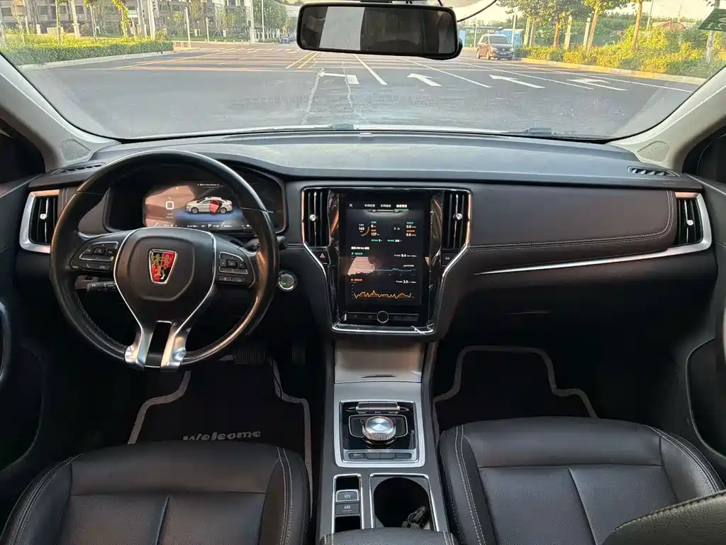 Roewe i6 New Energy — миниатюра 5