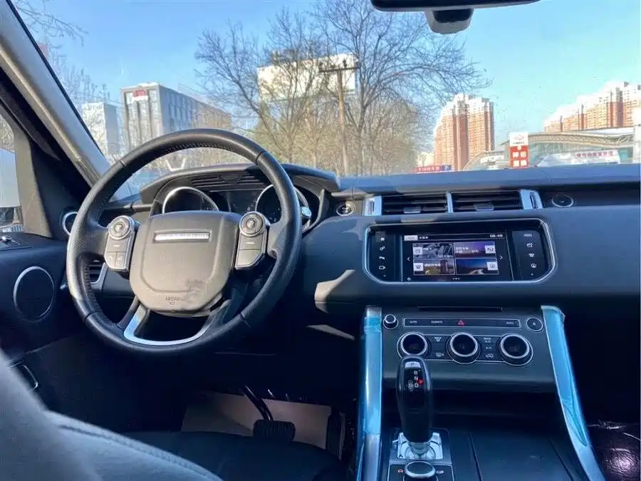 Land Rover Sport — миниатюра 9