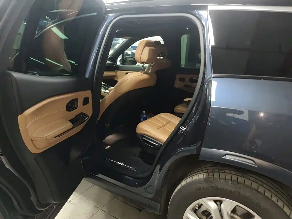 NIO ES8 — миниатюра 6