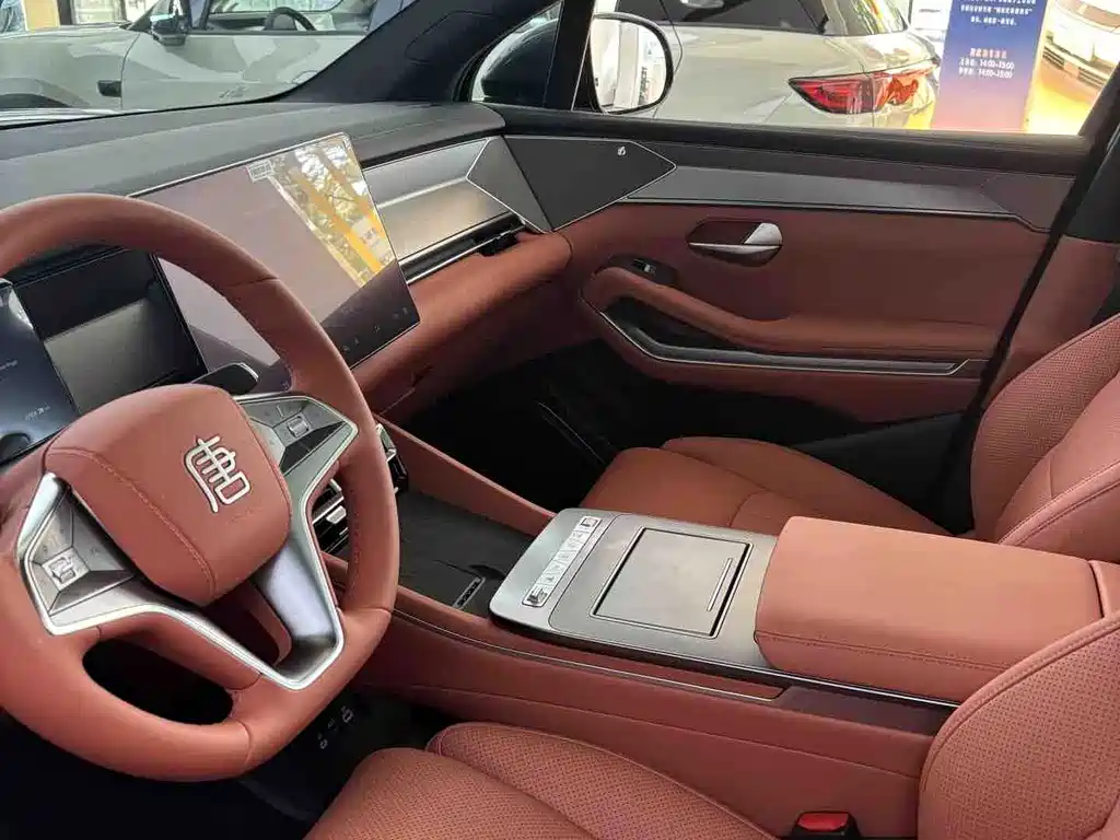 BYD Дон Л. — миниатюра 5
