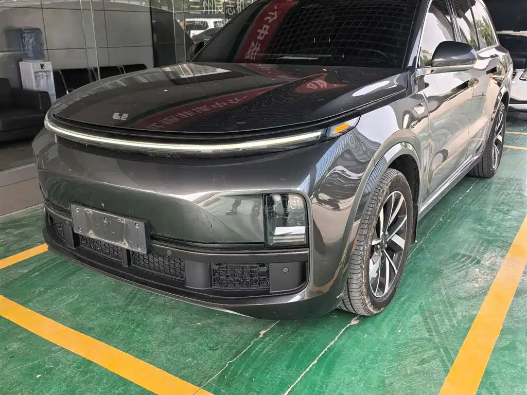 Li Auto L8 2023 Pro