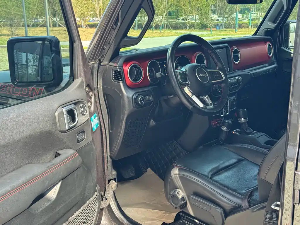 Jeep Wrangler — миниатюра 24