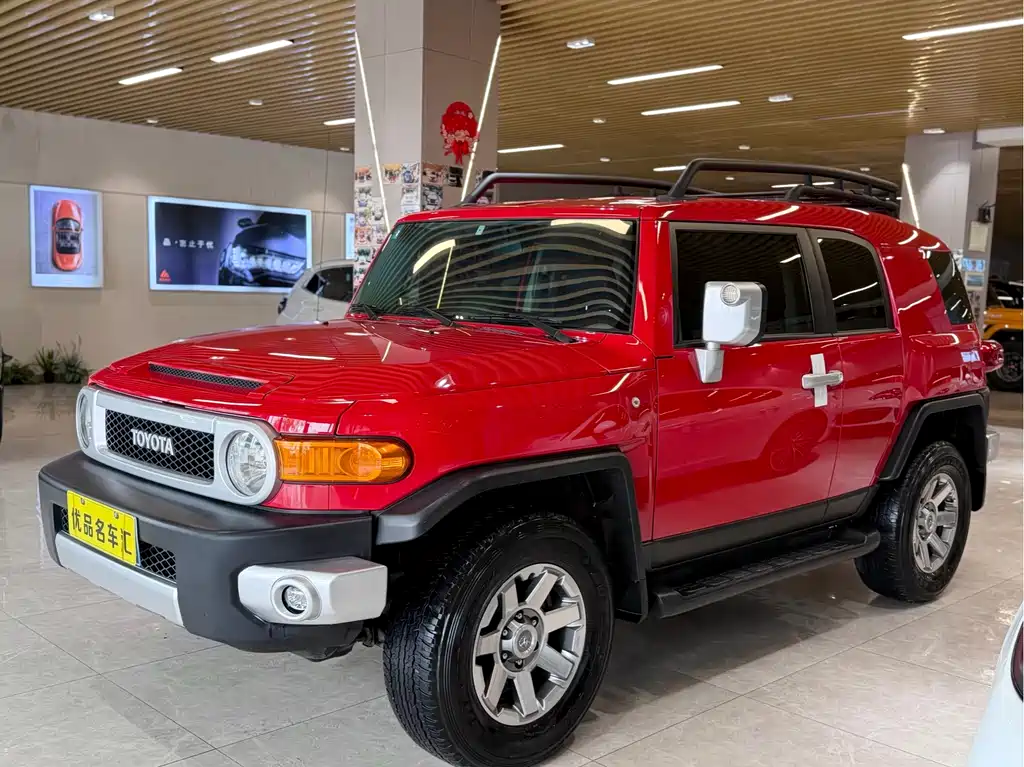 Toyota FJ Cruiser 2020