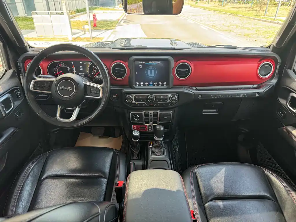 Jeep Wrangler — миниатюра 18