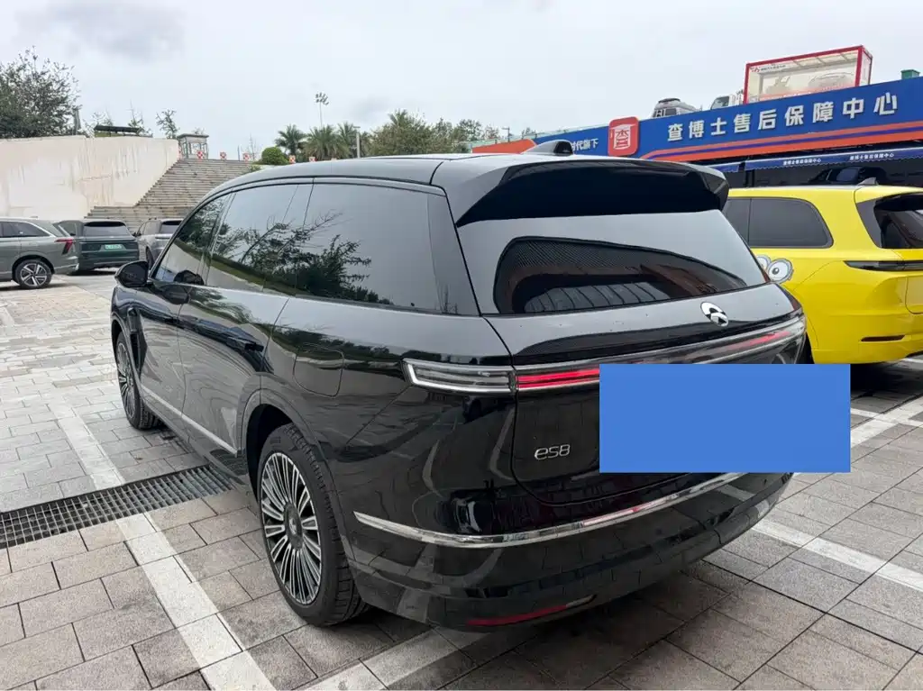 NIO ES8 — миниатюра 6