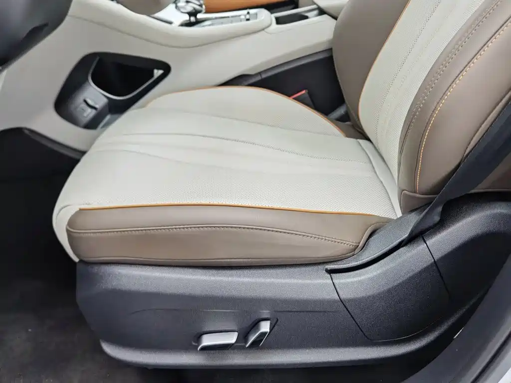 BYD Song Pro DM-i 2022 — фото 20