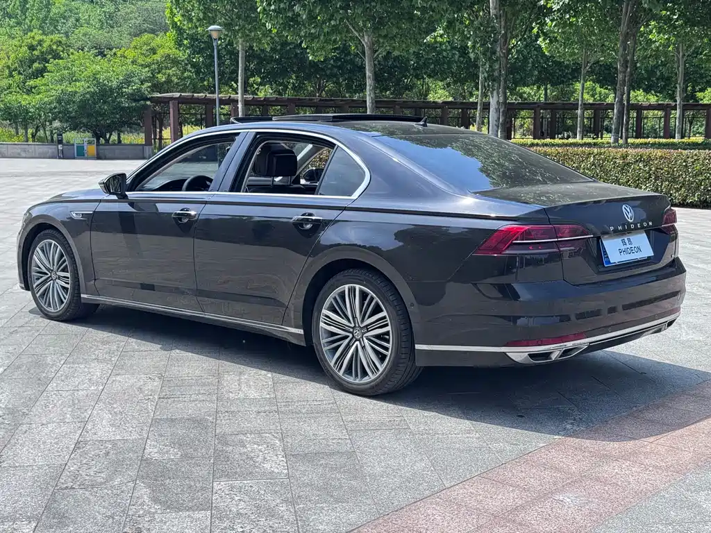 Volkswagen Phideon 2016 480 V6 Executive Flagship