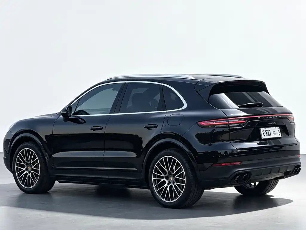 Porsche Cayenne — миниатюра 4